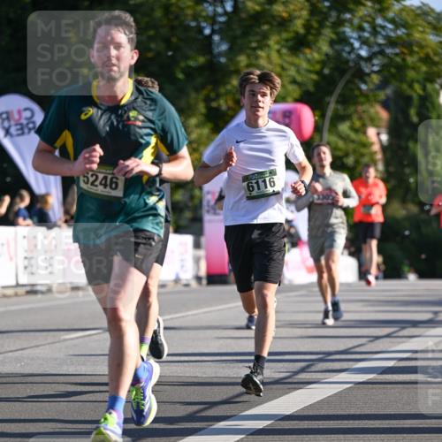 07.09.2025 - BARMER Alsterlauf Dr. Thomas Lammeyer http://msf.ph/oto/8707155 07.09.2025 09:26:40 Laufen 5246, 6116 meine-sportfotos.de