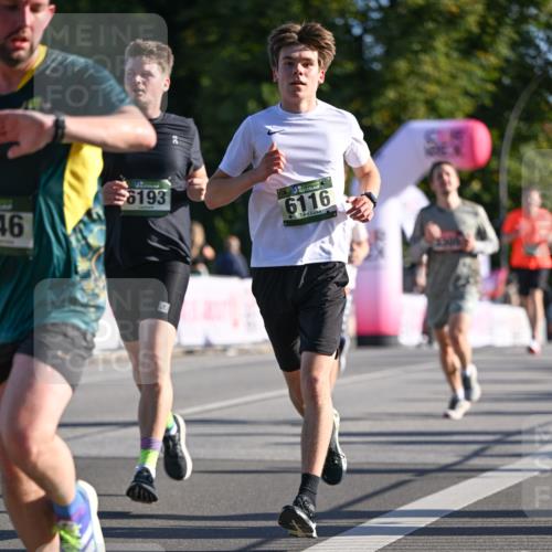 07.09.2025 - BARMER Alsterlauf Dr. Thomas Lammeyer http://msf.ph/oto/8707160 07.09.2025 09:26:41 Laufen 46, 6193, 6116 meine-sportfotos.de