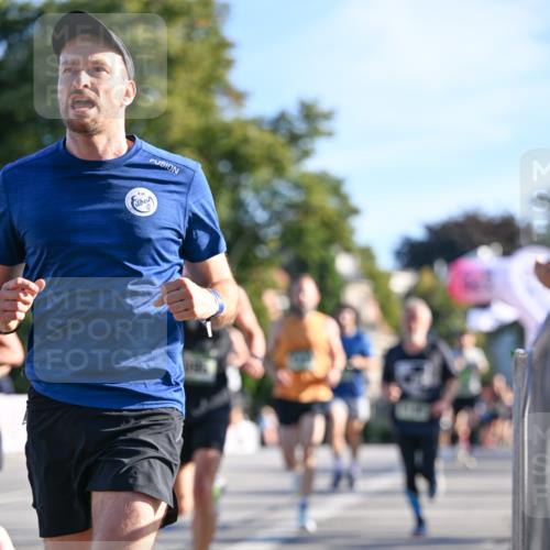 07.09.2025 - BARMER Alsterlauf Dr. Thomas Lammeyer http://msf.ph/oto/8707196 07.09.2025 09:26:49 Laufen  meine-sportfotos.de