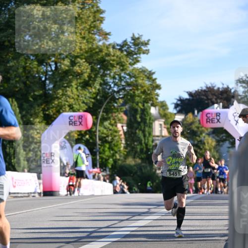 07.09.2025 - BARMER Alsterlauf Dr. Thomas Lammeyer http://msf.ph/oto/8707213 07.09.2025 09:26:53 Laufen 5451 meine-sportfotos.de
