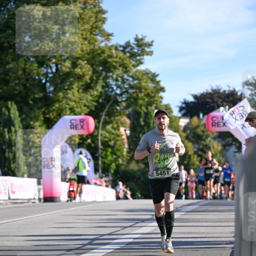 07.09.2025 - BARMER Alsterlauf Dr. Thomas Lammeyer http://msf.ph/oto/8707217 07.09.2025 09:26:53 Laufen 5451 meine-sportfotos.de
