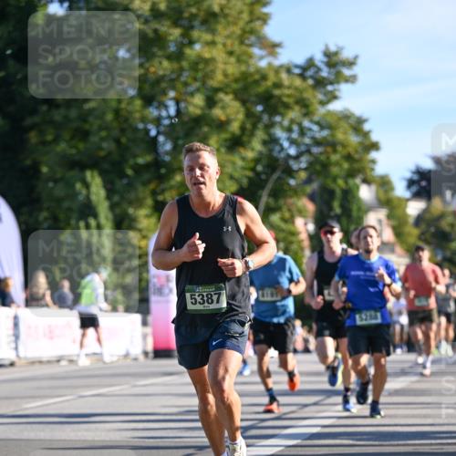 07.09.2025 - BARMER Alsterlauf Dr. Thomas Lammeyer http://msf.ph/oto/8707231 07.09.2025 09:27:01 Laufen 5387, 5288 meine-sportfotos.de