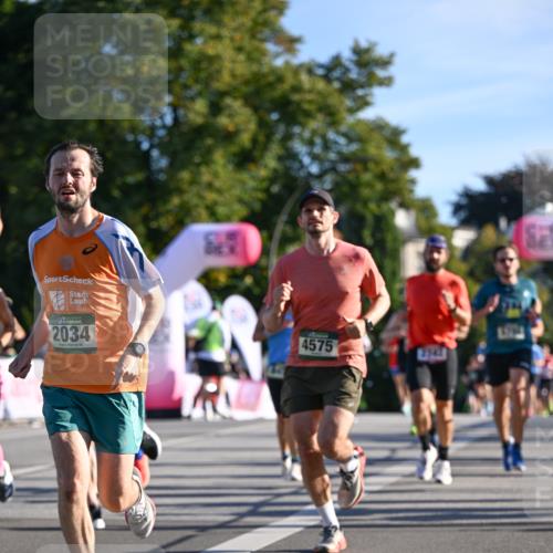 07.09.2025 - BARMER Alsterlauf Dr. Thomas Lammeyer http://msf.ph/oto/8707254 07.09.2025 09:27:05 Laufen 12015, 2034, 4575 meine-sportfotos.de