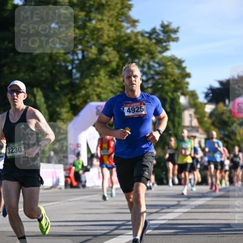 07.09.2025 - BARMER Alsterlauf Dr. Thomas Lammeyer http://msf.ph/oto/8707279 07.09.2025 09:27:10 Laufen 3230, 4925 meine-sportfotos.de