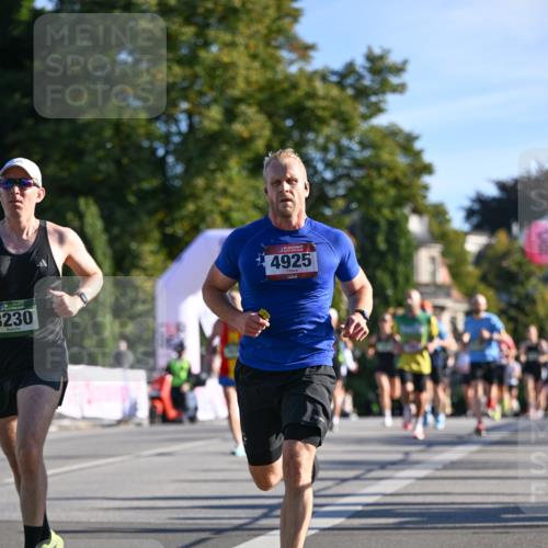 07.09.2025 - BARMER Alsterlauf Dr. Thomas Lammeyer http://msf.ph/oto/8707280 07.09.2025 09:27:10 Laufen 3230, 4925 meine-sportfotos.de