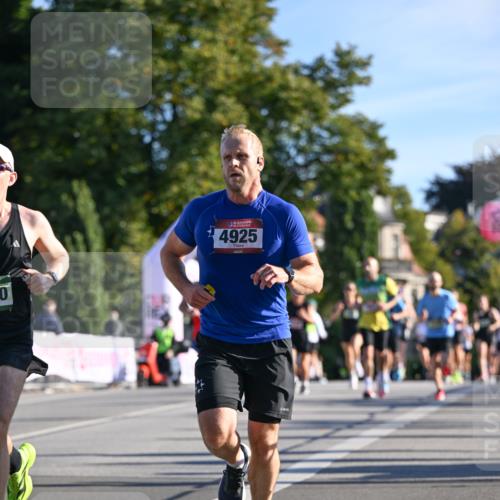 07.09.2025 - BARMER Alsterlauf Dr. Thomas Lammeyer http://msf.ph/oto/8707281 07.09.2025 09:27:10 Laufen 0, 36, 4925 meine-sportfotos.de