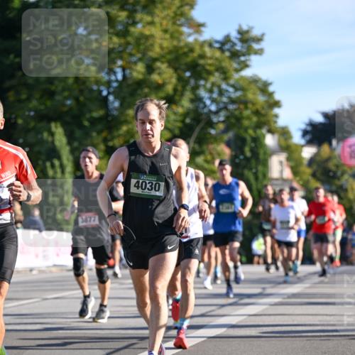 07.09.2025 - BARMER Alsterlauf Dr. Thomas Lammeyer http://msf.ph/oto/8707329 07.09.2025 09:27:19 Laufen 3877, 4030 meine-sportfotos.de