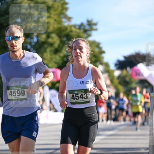 07.09.2025 - BARMER Alsterlauf Dr. Thomas Lammeyer http://msf.ph/oto/8707367 07.09.2025 09:27:26 Laufen 136, 4599, 36, 4543 meine-sportfotos.de