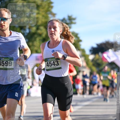 07.09.2025 - BARMER Alsterlauf Dr. Thomas Lammeyer http://msf.ph/oto/8707368 07.09.2025 09:27:26 Laufen 36, 4599, 36, 4543 meine-sportfotos.de