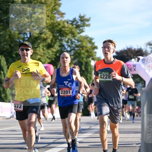 07.09.2025 - BARMER Alsterlauf Dr. Thomas Lammeyer http://msf.ph/oto/8707395 07.09.2025 09:27:32 Laufen 8, 072, 2201, 4228 meine-sportfotos.de