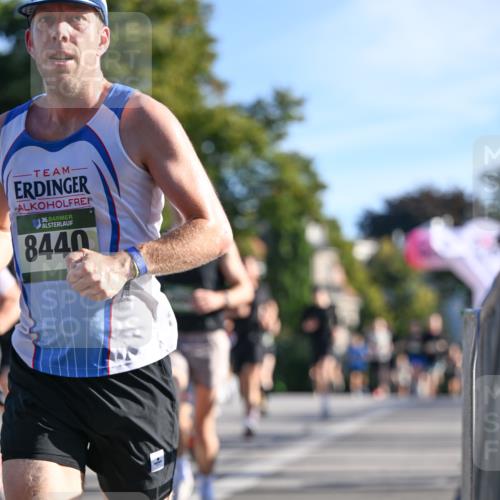 07.09.2025 - BARMER Alsterlauf Dr. Thomas Lammeyer http://msf.ph/oto/8707426 07.09.2025 09:27:38 Laufen 36, 8440 meine-sportfotos.de