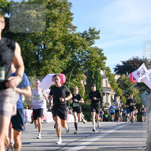 07.09.2025 - BARMER Alsterlauf Dr. Thomas Lammeyer http://msf.ph/oto/8707428 07.09.2025 09:27:39 Laufen 3874, 2329 meine-sportfotos.de