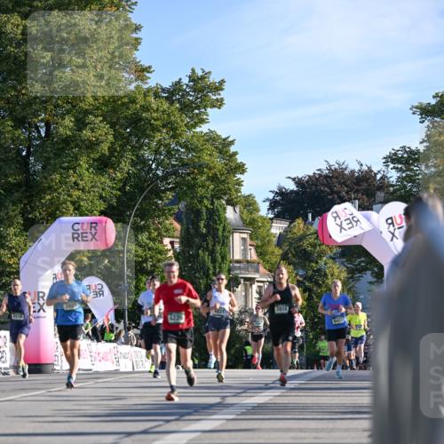 07.09.2025 - BARMER Alsterlauf Dr. Thomas Lammeyer http://msf.ph/oto/8707458 07.09.2025 09:27:49 Laufen 8316, 1738, 6225, 3916, 5423 meine-sportfotos.de