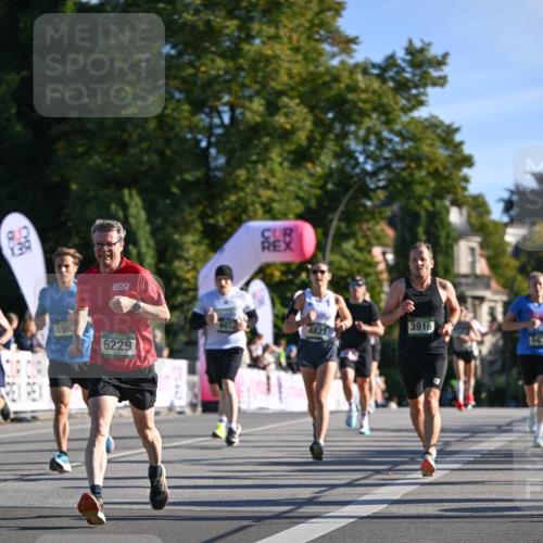 07.09.2025 - BARMER Alsterlauf Dr. Thomas Lammeyer http://msf.ph/oto/8707474 07.09.2025 09:27:51 Laufen 39, 398, 4821, 3916, 6229, 64 meine-sportfotos.de