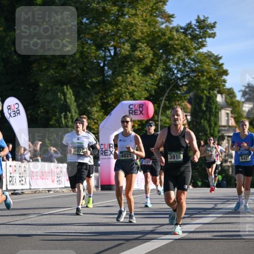07.09.2025 - BARMER Alsterlauf Dr. Thomas Lammeyer http://msf.ph/oto/8707477 07.09.2025 09:27:52 Laufen 6073, 4821, 3916, 4131, 54, 5423 meine-sportfotos.de