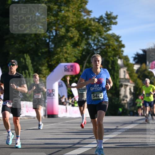 07.09.2025 - BARMER Alsterlauf Dr. Thomas Lammeyer http://msf.ph/oto/8707491 07.09.2025 09:27:55 Laufen 5423 meine-sportfotos.de