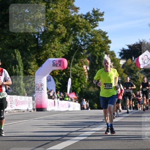 07.09.2025 - BARMER Alsterlauf Dr. Thomas Lammeyer http://msf.ph/oto/8707506 07.09.2025 09:27:58 Laufen 5355, 2380, 4784, 54 meine-sportfotos.de