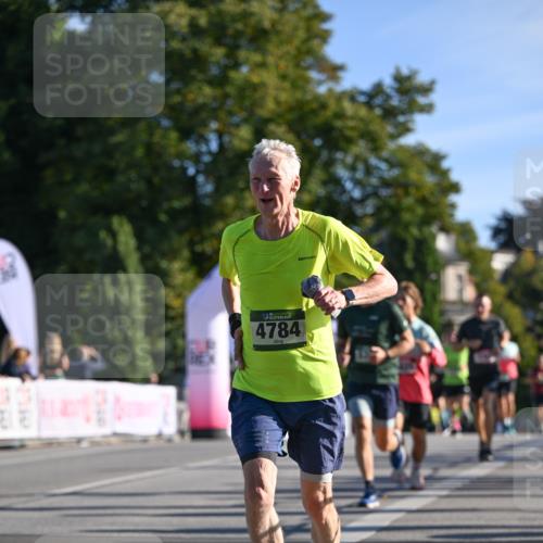 07.09.2025 - BARMER Alsterlauf Dr. Thomas Lammeyer http://msf.ph/oto/8707516 07.09.2025 09:28:00 Laufen 4784 meine-sportfotos.de