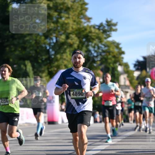 07.09.2025 - BARMER Alsterlauf Dr. Thomas Lammeyer http://msf.ph/oto/8707550 07.09.2025 09:28:06 Laufen 4224, 4890 meine-sportfotos.de