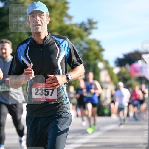07.09.2025 - BARMER Alsterlauf Dr. Thomas Lammeyer http://msf.ph/oto/8707580 07.09.2025 09:28:12 Laufen 36, 2357 meine-sportfotos.de