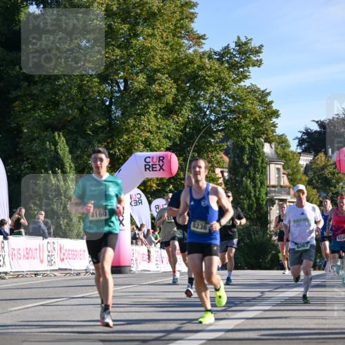 07.09.2025 - BARMER Alsterlauf Dr. Thomas Lammeyer http://msf.ph/oto/8707583 07.09.2025 09:28:13 Laufen 3160, 8236, 54, 6067, 5284 meine-sportfotos.de