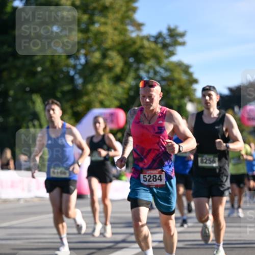 07.09.2025 - BARMER Alsterlauf Dr. Thomas Lammeyer http://msf.ph/oto/8707609 07.09.2025 09:28:18 Laufen 5284, 8256 meine-sportfotos.de