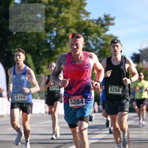 07.09.2025 - BARMER Alsterlauf Dr. Thomas Lammeyer http://msf.ph/oto/8707612 07.09.2025 09:28:18 Laufen 6166, 136, 5284, 8256 meine-sportfotos.de