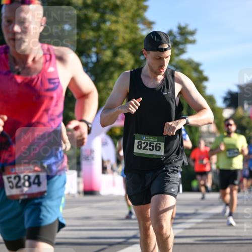 07.09.2025 - BARMER Alsterlauf Dr. Thomas Lammeyer http://msf.ph/oto/8707615 07.09.2025 09:28:19 Laufen 5284, 1636, 8256 meine-sportfotos.de