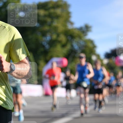 07.09.2025 - BARMER Alsterlauf Dr. Thomas Lammeyer http://msf.ph/oto/8707626 07.09.2025 09:28:23 Laufen 94 meine-sportfotos.de