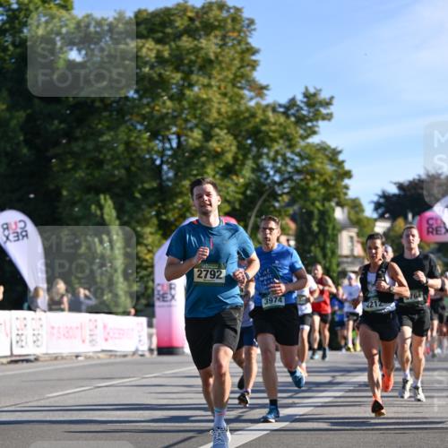 07.09.2025 - BARMER Alsterlauf Dr. Thomas Lammeyer http://msf.ph/oto/8707646 07.09.2025 09:28:28 Laufen 2792, 3974, 421, 55 meine-sportfotos.de