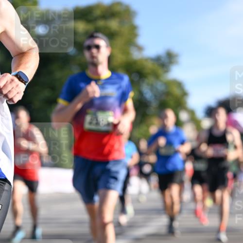 07.09.2025 - BARMER Alsterlauf Dr. Thomas Lammeyer http://msf.ph/oto/8707674 07.09.2025 09:28:33 Laufen  meine-sportfotos.de