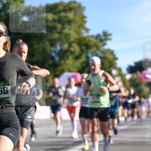 07.09.2025 - BARMER Alsterlauf Dr. Thomas Lammeyer http://msf.ph/oto/8707689 07.09.2025 09:28:36 Laufen 68, 444 meine-sportfotos.de