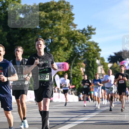 07.09.2025 - BARMER Alsterlauf Dr. Thomas Lammeyer http://msf.ph/oto/8707728 07.09.2025 09:28:42 Laufen 484, 5724, 549, 1644 meine-sportfotos.de