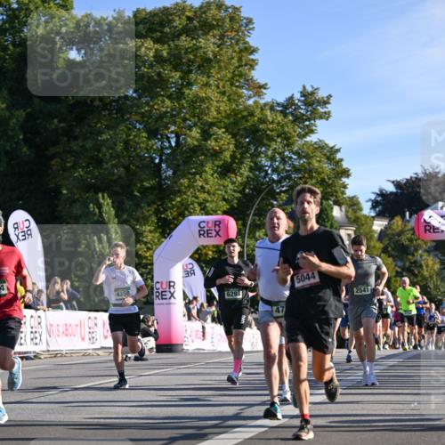 07.09.2025 - BARMER Alsterlauf Dr. Thomas Lammeyer http://msf.ph/oto/8707738 07.09.2025 09:28:44 Laufen 4358, 6298, 47, 5044, 54, 2541 meine-sportfotos.de