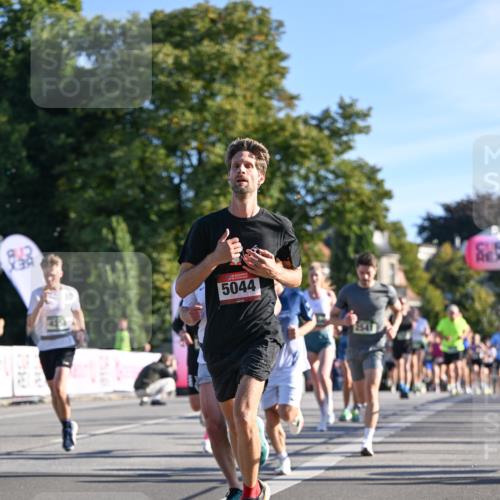 07.09.2025 - BARMER Alsterlauf Dr. Thomas Lammeyer http://msf.ph/oto/8707743 07.09.2025 09:28:45 Laufen 5044 meine-sportfotos.de