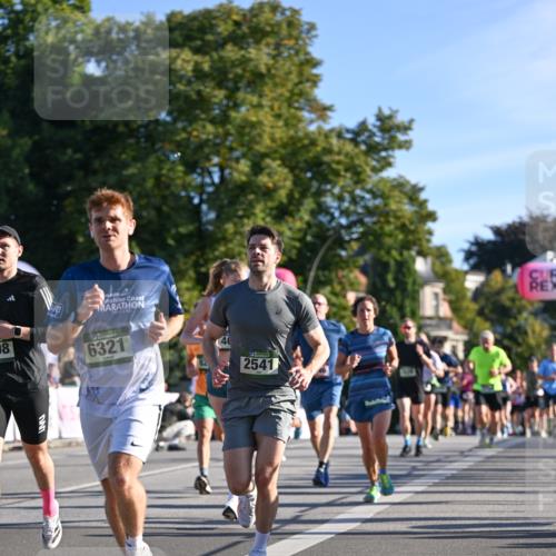 07.09.2025 - BARMER Alsterlauf Dr. Thomas Lammeyer http://msf.ph/oto/8707754 07.09.2025 09:28:46 Laufen 98, 6321, 2541, 39 meine-sportfotos.de