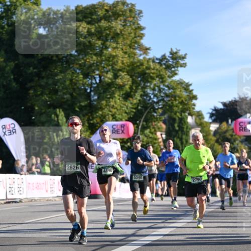 07.09.2025 - BARMER Alsterlauf Dr. Thomas Lammeyer http://msf.ph/oto/8707779 07.09.2025 09:28:50 Laufen 2626, 4196, 5340, 17, 2790, 59 meine-sportfotos.de