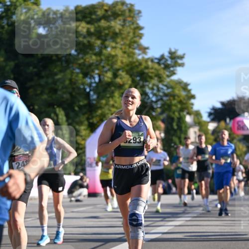 07.09.2025 - BARMER Alsterlauf Dr. Thomas Lammeyer http://msf.ph/oto/8707812 07.09.2025 09:28:56 Laufen 24, 293 meine-sportfotos.de