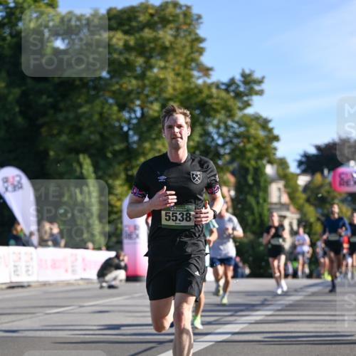 07.09.2025 - BARMER Alsterlauf Dr. Thomas Lammeyer http://msf.ph/oto/8707855 07.09.2025 09:29:03 Laufen 5538 meine-sportfotos.de