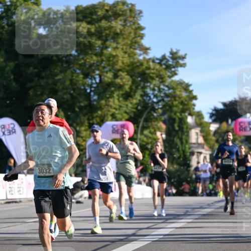 07.09.2025 - BARMER Alsterlauf Dr. Thomas Lammeyer http://msf.ph/oto/8707866 07.09.2025 09:29:05 Laufen 3032 meine-sportfotos.de