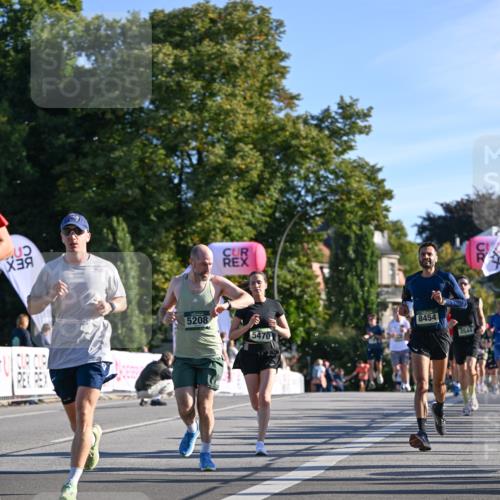 07.09.2025 - BARMER Alsterlauf Dr. Thomas Lammeyer http://msf.ph/oto/8707872 07.09.2025 09:29:06 Laufen 45, 5208, 8454, 5470, 3544, 54 meine-sportfotos.de