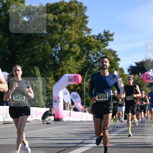 07.09.2025 - BARMER Alsterlauf Dr. Thomas Lammeyer http://msf.ph/oto/8707884 07.09.2025 09:29:08 Laufen 5470, 8454, 3544 meine-sportfotos.de