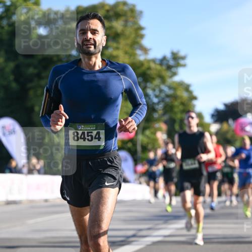 07.09.2025 - BARMER Alsterlauf Dr. Thomas Lammeyer http://msf.ph/oto/8707892 07.09.2025 09:29:09 Laufen 36, 8454, 554 meine-sportfotos.de