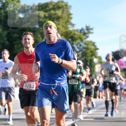 07.09.2025 - BARMER Alsterlauf Dr. Thomas Lammeyer http://msf.ph/oto/8707919 07.09.2025 09:29:14 Laufen 2253, 5219 meine-sportfotos.de