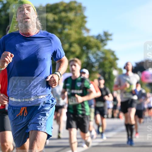 07.09.2025 - BARMER Alsterlauf Dr. Thomas Lammeyer http://msf.ph/oto/8707922 07.09.2025 09:29:14 Laufen 12441, 444 meine-sportfotos.de