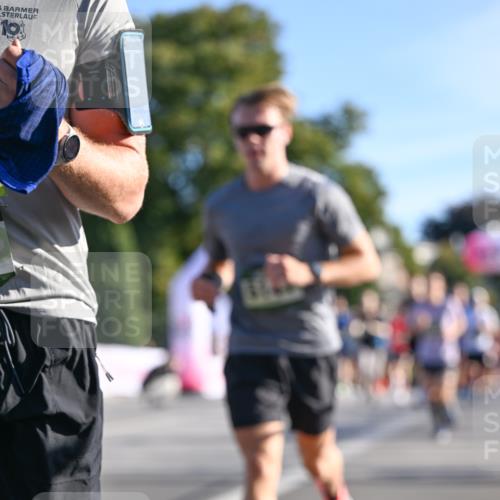 07.09.2025 - BARMER Alsterlauf Dr. Thomas Lammeyer http://msf.ph/oto/8707937 07.09.2025 09:29:17 Laufen 5 meine-sportfotos.de