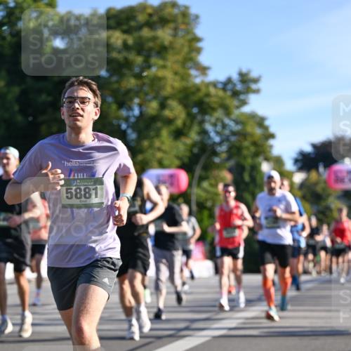 07.09.2025 - BARMER Alsterlauf Dr. Thomas Lammeyer http://msf.ph/oto/8707955 07.09.2025 09:29:20 Laufen 136, 5881, 54 meine-sportfotos.de