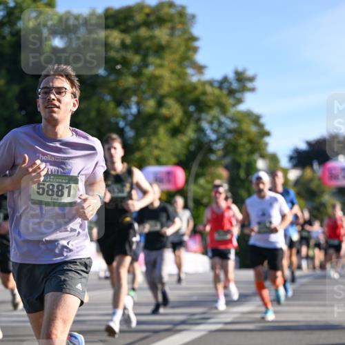 07.09.2025 - BARMER Alsterlauf Dr. Thomas Lammeyer http://msf.ph/oto/8707956 07.09.2025 09:29:20 Laufen 136, 5881 meine-sportfotos.de