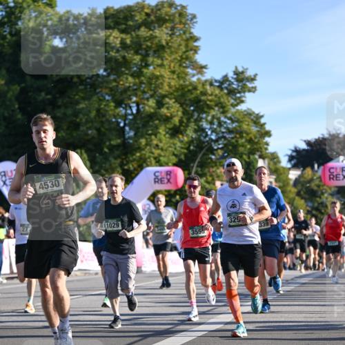 07.09.2025 - BARMER Alsterlauf Dr. Thomas Lammeyer http://msf.ph/oto/8707960 07.09.2025 09:29:21 Laufen 4530, 44, 811029, 329, 3555, 339, 54 meine-sportfotos.de