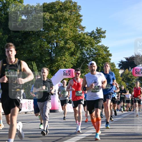 07.09.2025 - BARMER Alsterlauf Dr. Thomas Lammeyer http://msf.ph/oto/8707961 07.09.2025 09:29:21 Laufen 27, 4530, 339, 3290, 3465, 3555, 54, 5380, 2941 meine-sportfotos.de